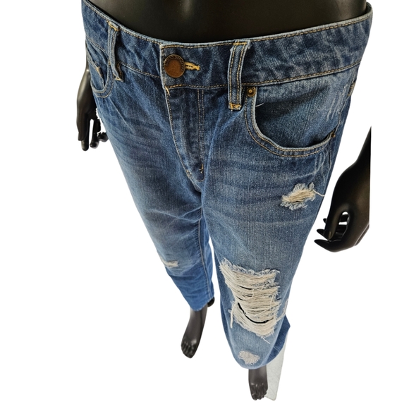 Life In Progress Torn Jeans - Picture 2 of 6